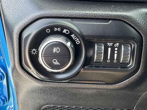 Used 2022 Jeep Gladiator Mojave w/ LED Lighting Group image 25