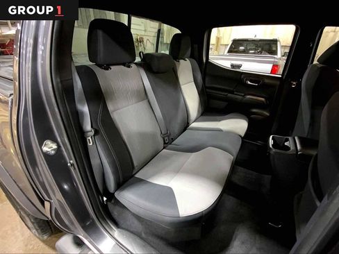 Certified 2020 Toyota Tacoma TRD Sport w/ Technology Package image 20