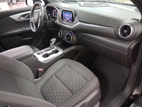 Used 2022 Chevrolet Blazer LT image 10