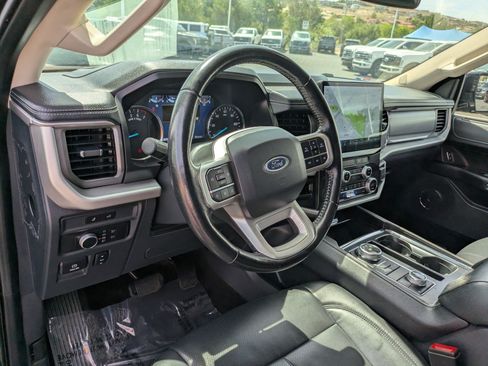 Used 2022 Ford Expedition Max XLT AWD/4WD image 14