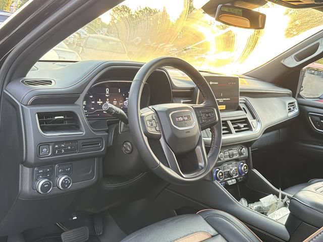 Used 2024 GMC Yukon XL AT4 AWD/4WD image 10