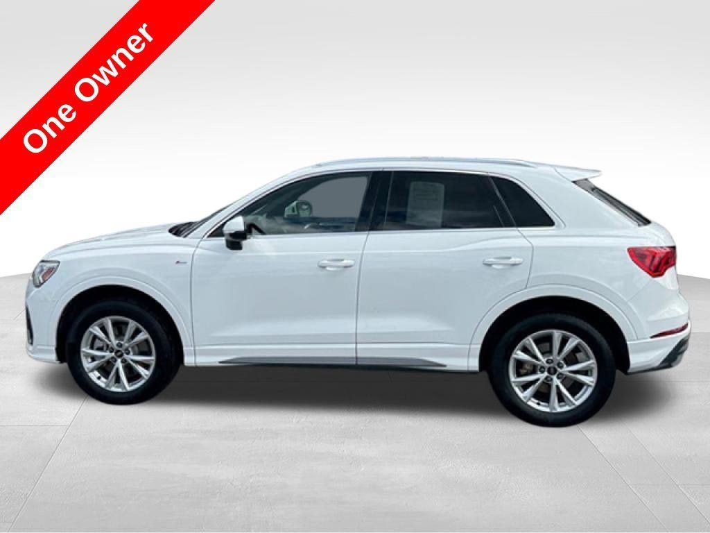 Used 2025 Audi Q3 2.0T Premium AWD/4WD image 2