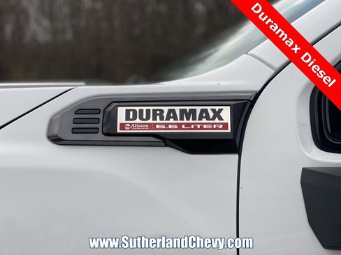 Used 2024 GMC Sierra 2500 AT4 w/ Technology Package image 11