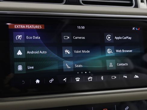 Used 2020 Land Rover Range Rover HSE image 35