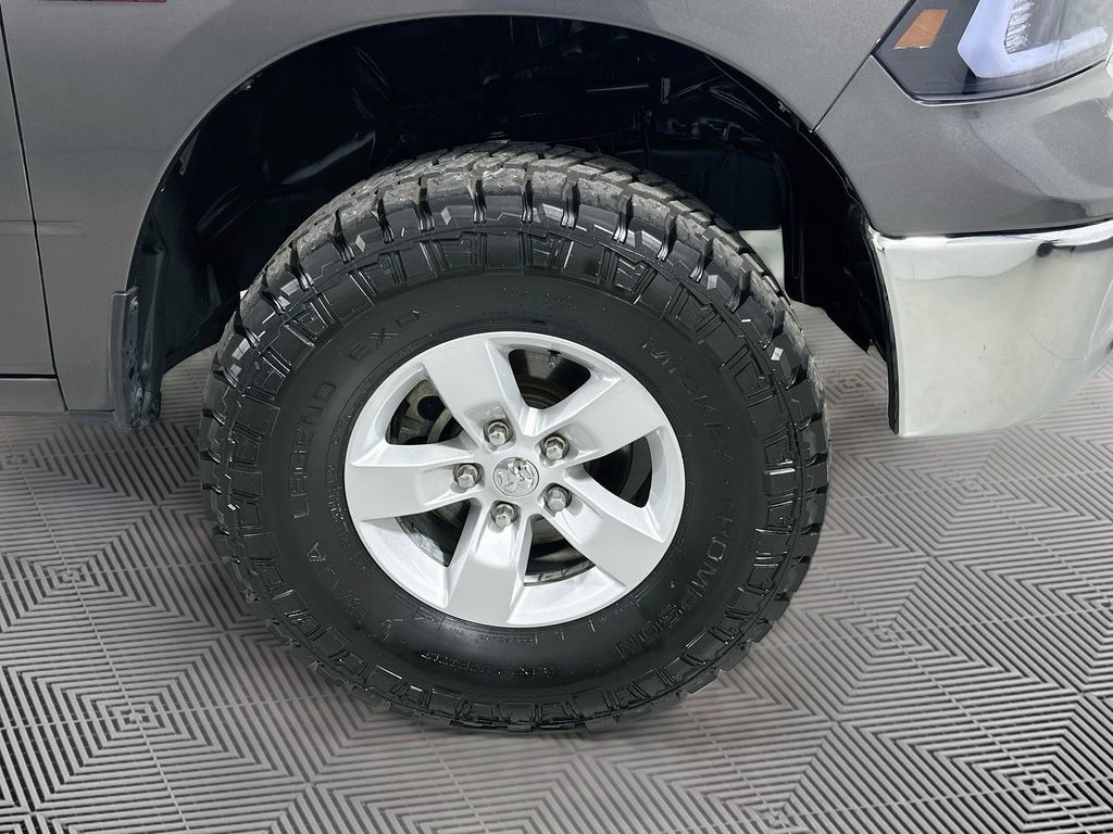 Used 2019 RAM 1500 Classic SLT AWD/4WD image 20