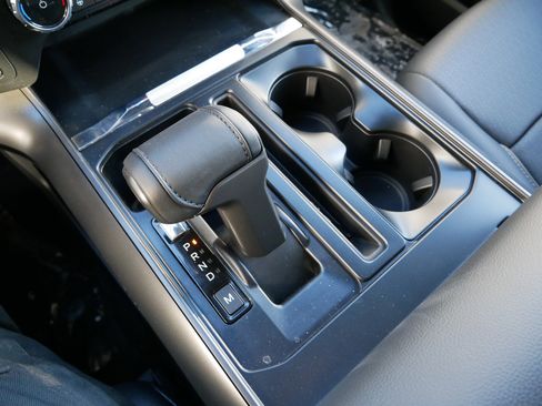 New 2025 Ford F150 Lariat w/ Equipment Group 501A Mid image 9