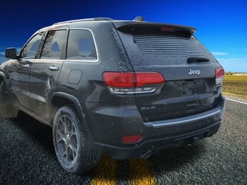 Used 2019 Jeep Grand Cherokee Limited w/ Trailer Tow Group IV image 2