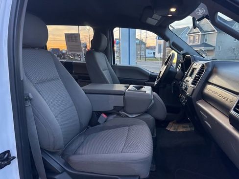 Used 2018 Ford F250 XLT image 32