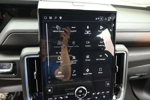 New 2026 GMC Yukon Denali w/ Advanced Technology Package AWD/4WD image 29