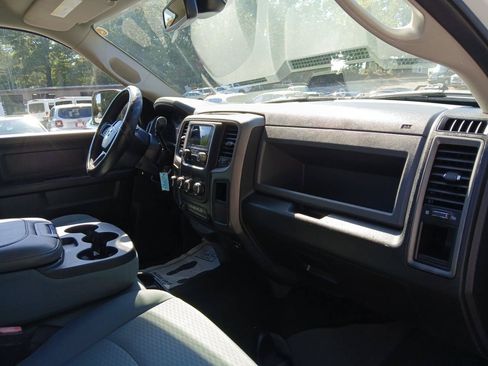 Used 2017 RAM 2500 Tradesman w/ Chrome Appearance Group AWD/4WD image 15