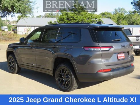 New 2025 Jeep Grand Cherokee L Altitude image 6