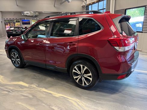 Used 2020 Subaru Forester Limited AWD/4WD image 37