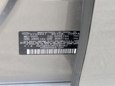 Used 2023 Genesis G80 2.5T image 37