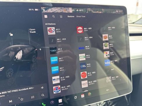 Used 2025 Tesla Model Y Long Range AWD/4WD image 16