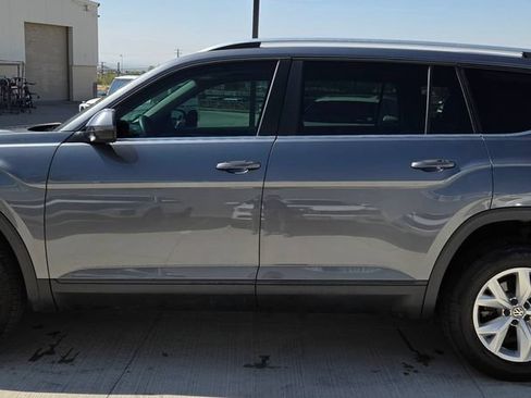 Used 2018 Volkswagen Atlas Launch Edition FWD image 6
