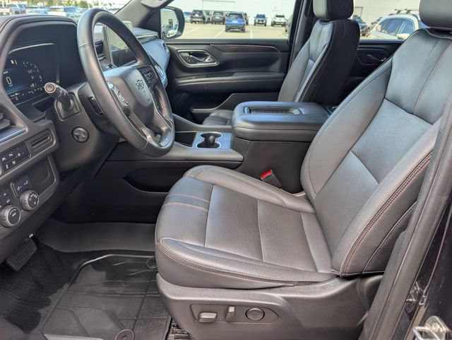 Used 2023 Chevrolet Suburban RST w/ Luxury Package AWD/4WD image 8