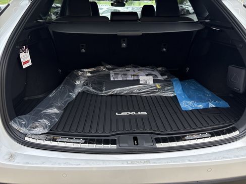 Used 2026 Lexus RX 350h w/ Convenience Package image 31