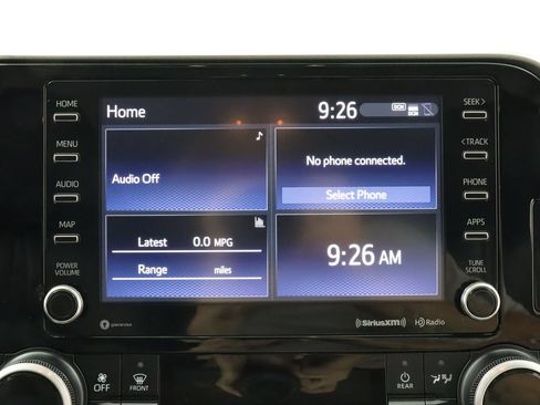 Used 2021 Toyota Highlander XLE AWD/4WD image 20