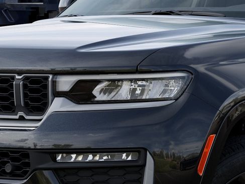 New 2026 Jeep Grand Cherokee Limited Reserve AWD/4WD image 24