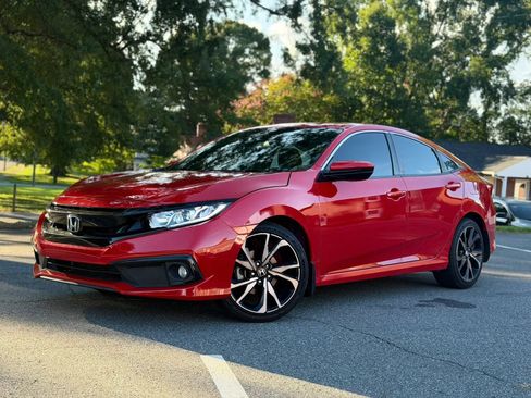Used 2021 Honda Civic Sport image 2