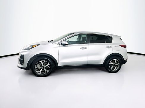 Used 2022 Kia Sportage LX image 4