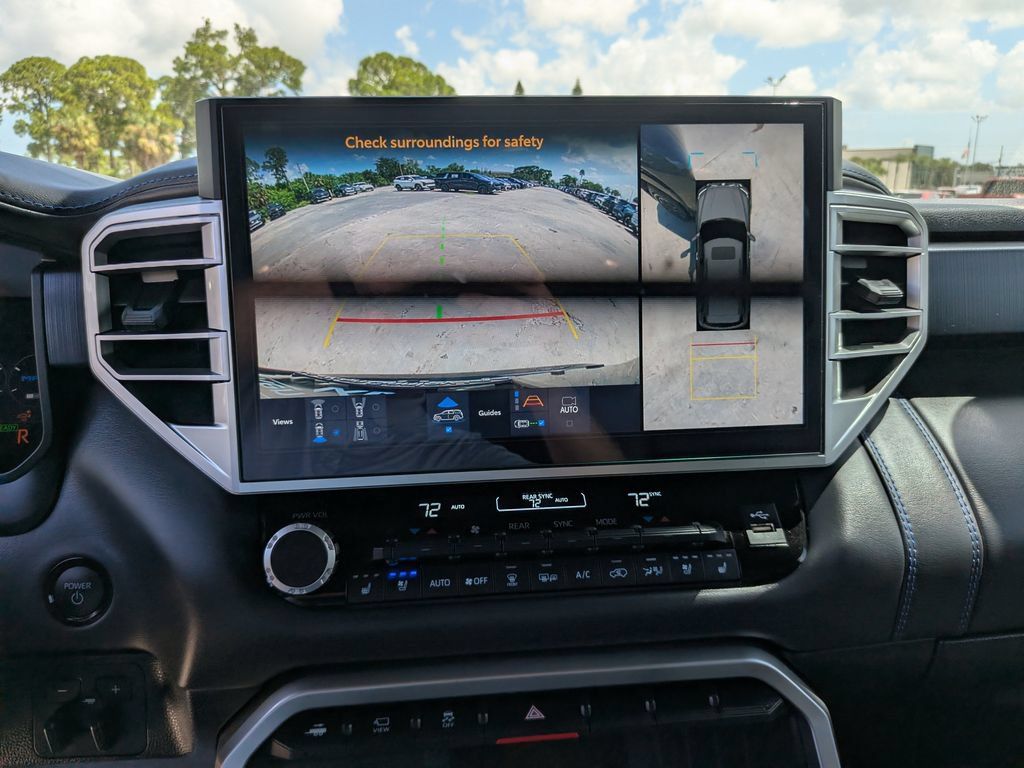 Used 2025 Toyota Sequoia Platinum AWD/4WD image 30