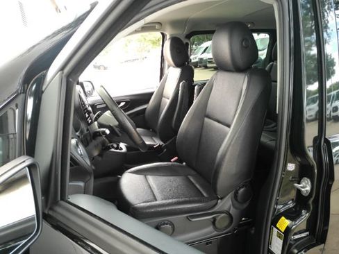Used 2023 Mercedes-Benz Metris Passenger image 20