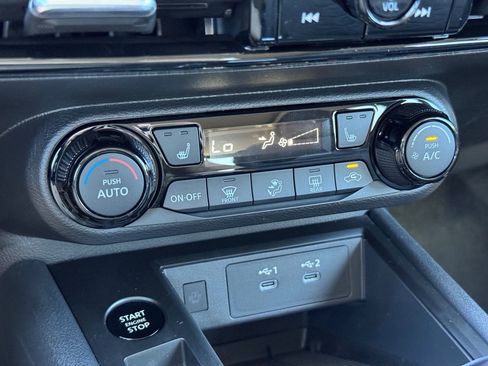 New 2026 Nissan Kicks SV image 18