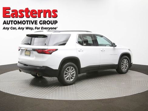 Used 2022 Chevrolet Traverse LT image 44