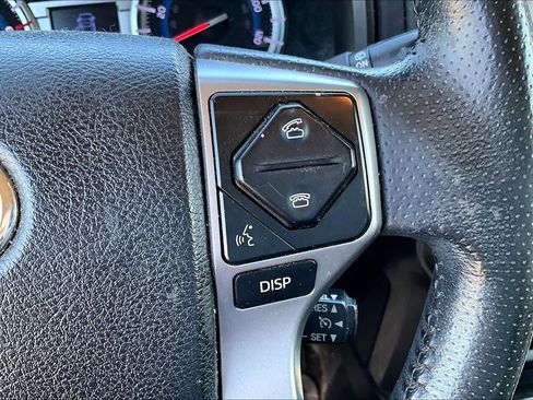 Used 2017 Toyota 4Runner Limited AWD/4WD image 23