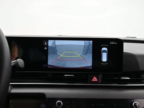 Used 2025 Kia Carnival EX FWD image 49