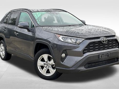 Used 2019 Toyota RAV4 XLE image 16