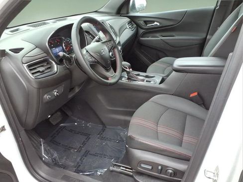 Used 2023 Chevrolet Equinox RS image 11