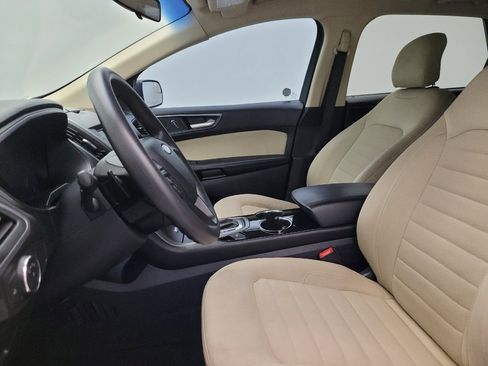 Used 2017 Ford Edge SE FWD image 17