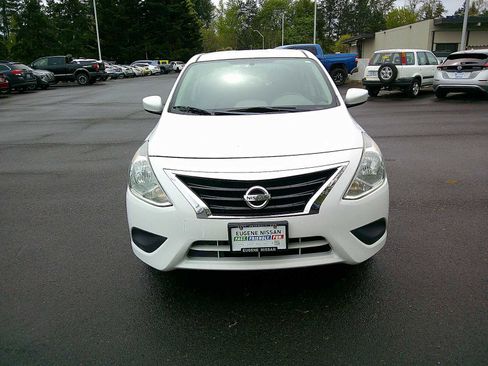 Used 2017 Nissan Versa S FWD image 8