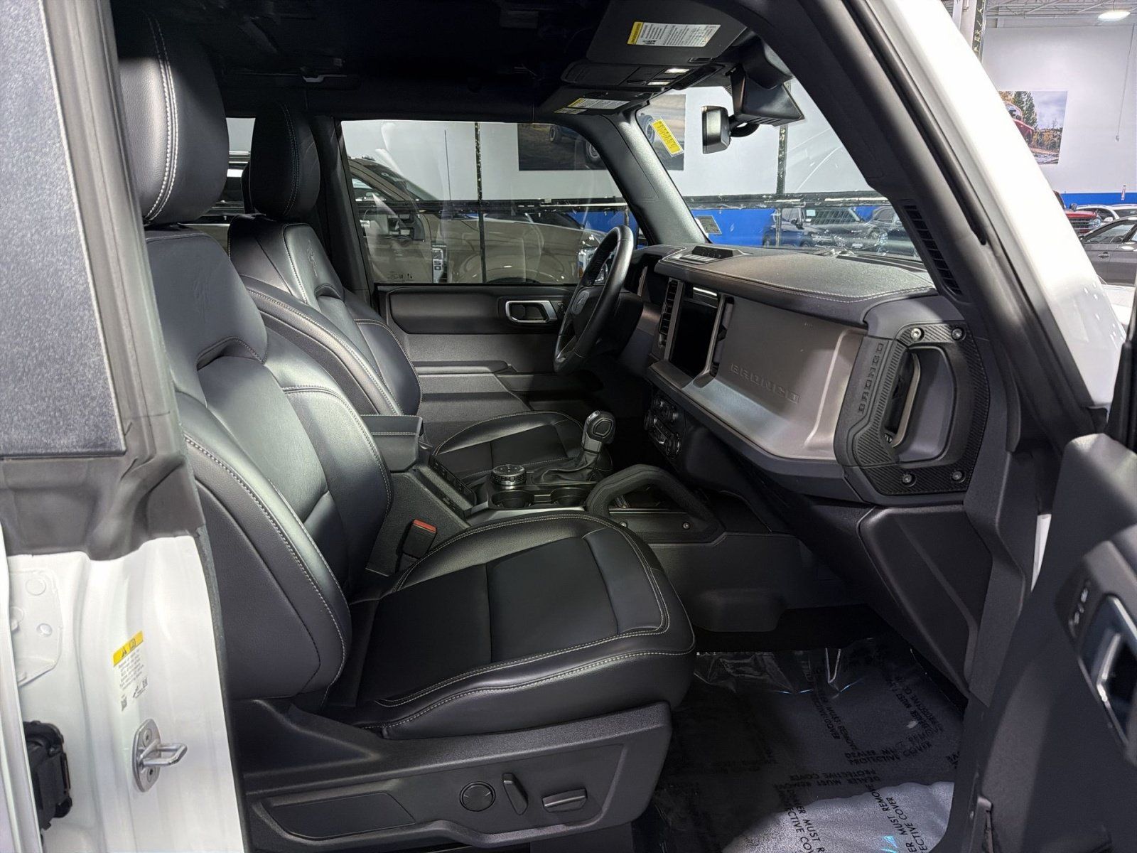 Used 2025 Ford Bronco Outer Banks w/ Sasquatch Package AWD/4WD image 24