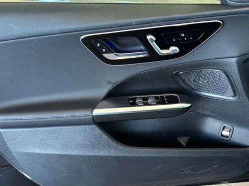 Used 2025 Mercedes-Benz C 300 Sedan image 11