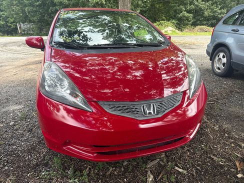Used 2013 Honda Fit image 2