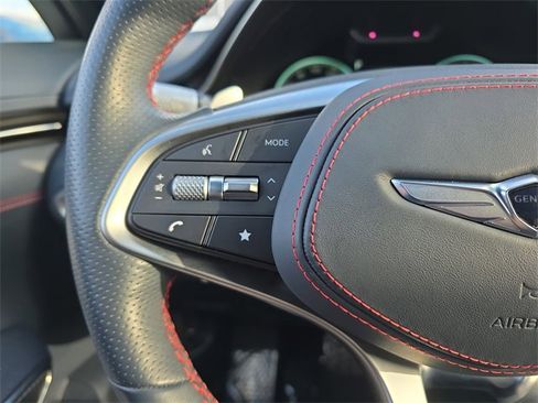 Used 2023 Genesis GV70 2.5T w/ Sport Prestige Package image 20
