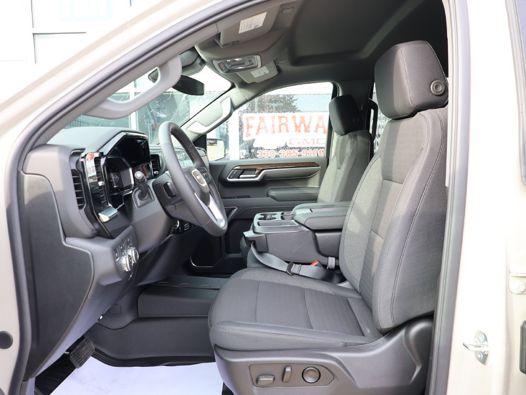New 2026 GMC Sierra 1500 SLE AWD/4WD image 14