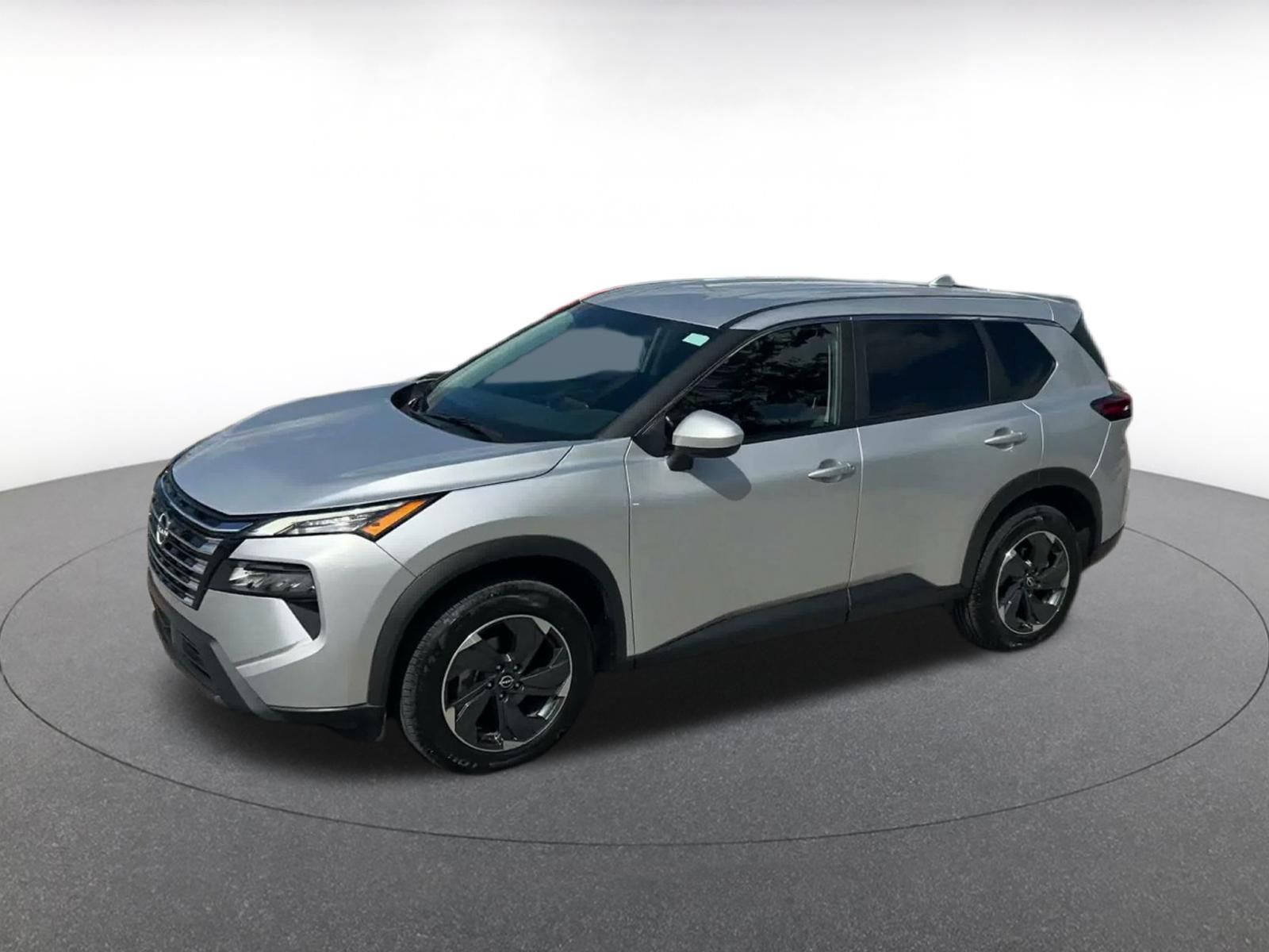 Used 2025 Nissan Rogue SV FWD image 7