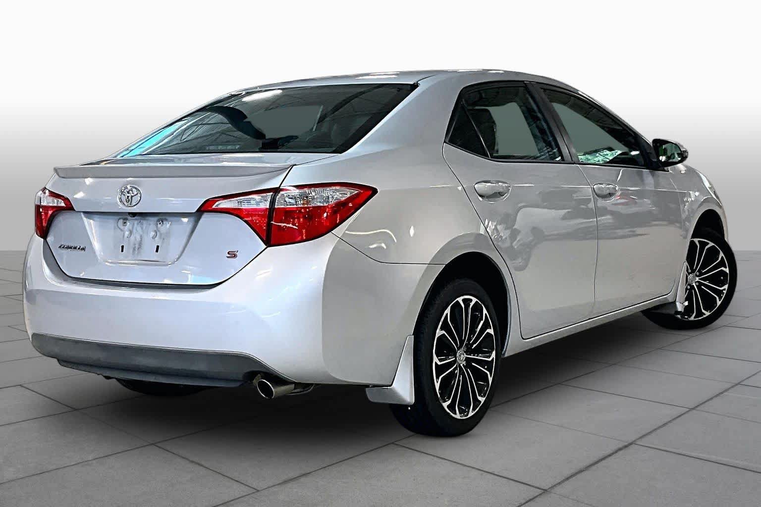 Used 2015 Toyota Corolla S FWD image 13