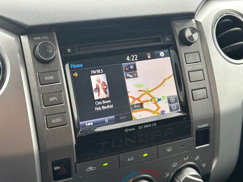Used 2017 Toyota Tundra SR5 w/ SR5 Upgrade Package RWD image 31
