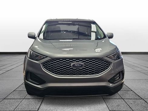 Used 2024 Ford Edge SEL image 2