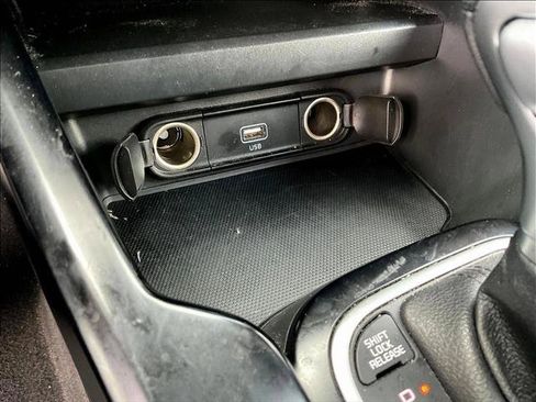 Used 2020 Kia Soul LX FWD image 22