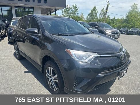 Used 2018 Toyota RAV4 LE w/ All Weather Liner Package AWD/4WD image 9