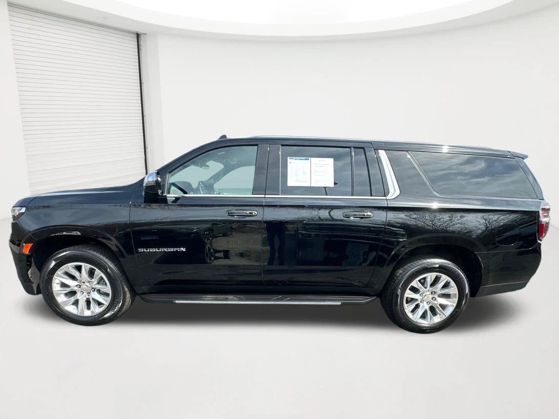Used 2024 Chevrolet Suburban Premier AWD/4WD image 8