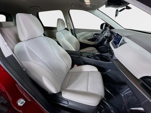 Certified 2023 Nissan Rogue SV image 27