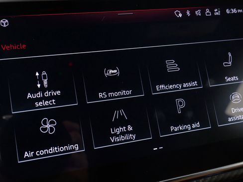 Used 2022 Audi RS Q8 image 60