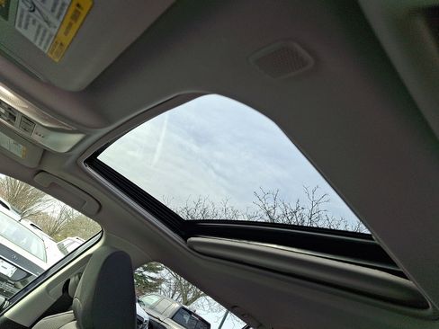 Used 2025 Toyota RAV4 XLE image 14